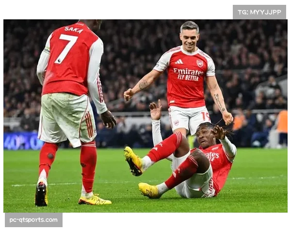 阿森纳4-1双杀热刺，埃泽与哲凯赖什双双梅开二度，枪手领先曼城5分